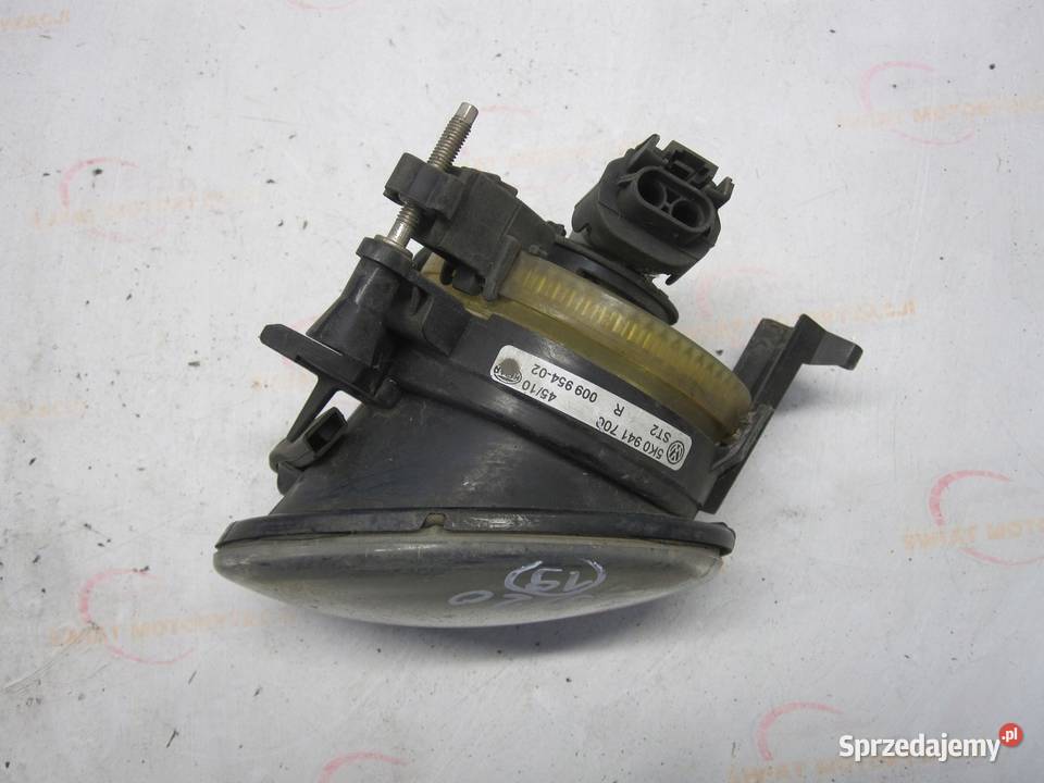 VW GOLF VI 11r halogen prawy przód 5K0941700 osobowe Kielce