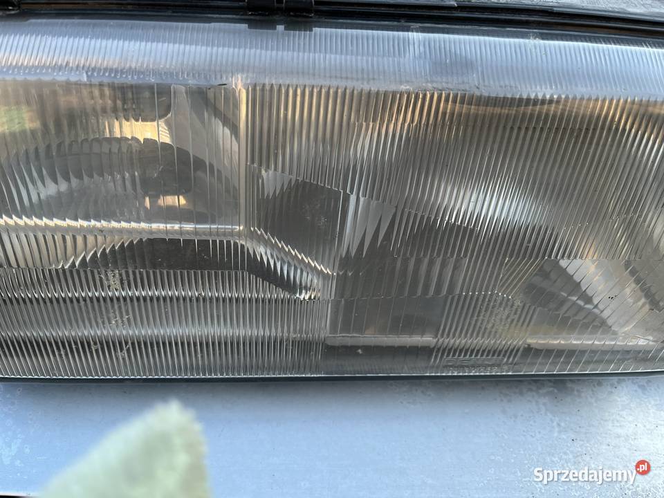 Lampa przednia lewa Volvo 760 940 960 Lampy przednie Ruda Śląska