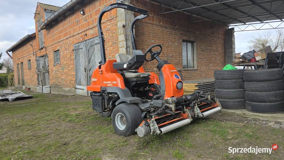 Jacobsen 322 2014 3WD Konin