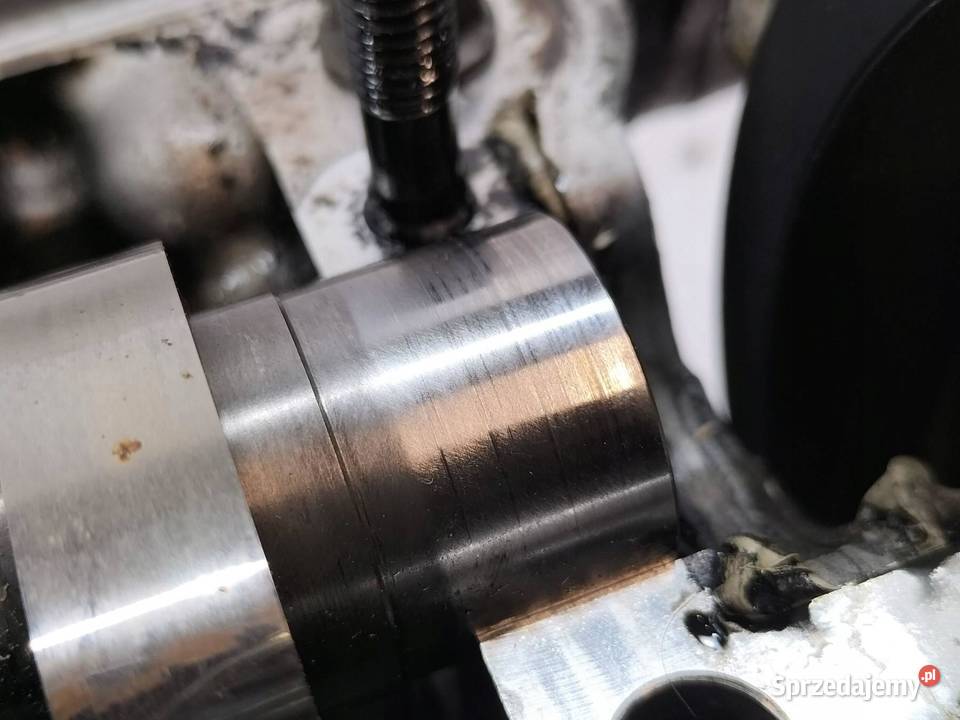 GŁOWICA KOMPLETNA 17 CDTI Opel Astra III Głowice cylindrów sprzedam