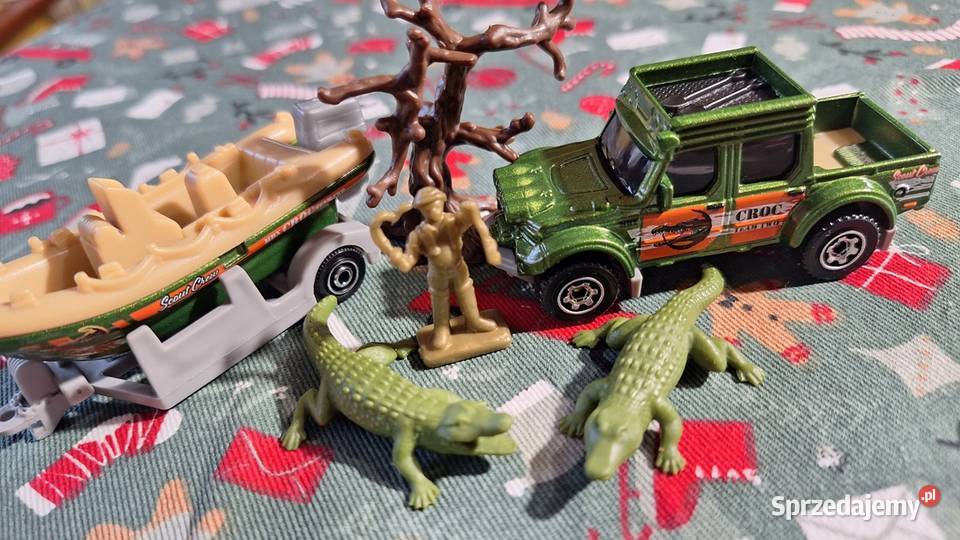 MATCHBOX ADVENTURE PACK CROCODILE COUNTRY SWAMP