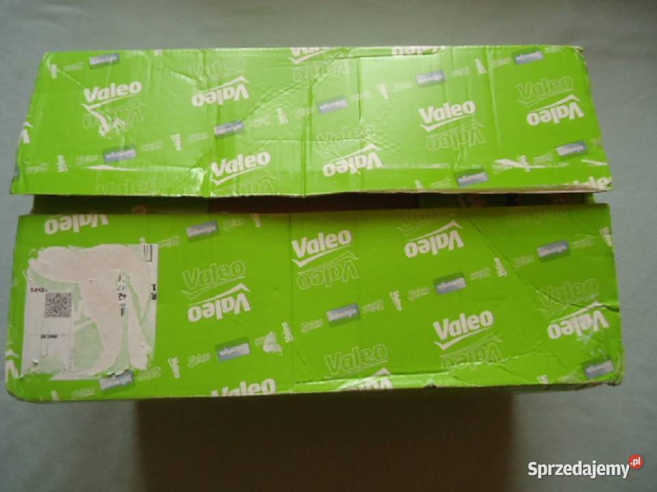 NOWA LAMPA TYLNA ZESPOLONA RENAULT VALEO 043856