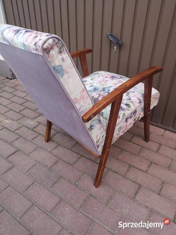 Stary Fotel Klubowy Renowacji Swarzędz