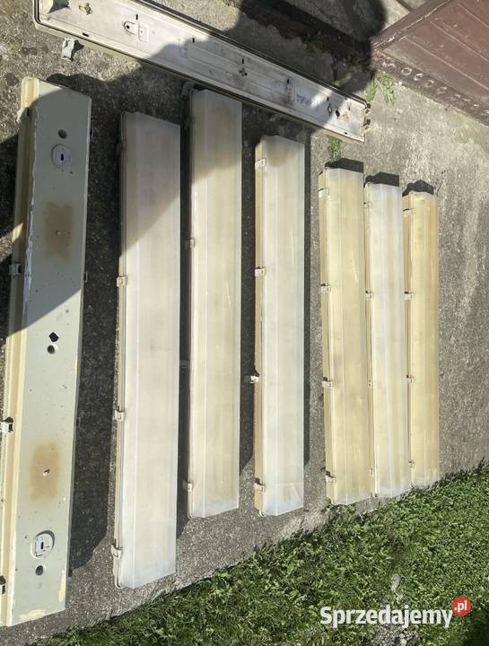 Lampy garażowemagazynowe