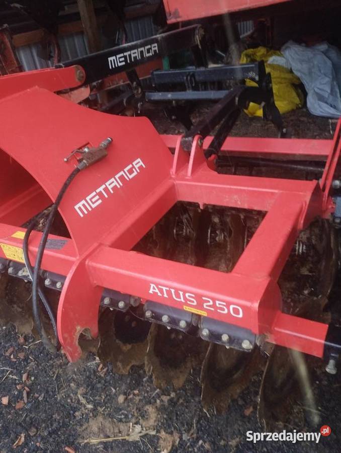 Agregat uprawowo siewny talerzowy nieuszkodzony Agregaty Słomniki