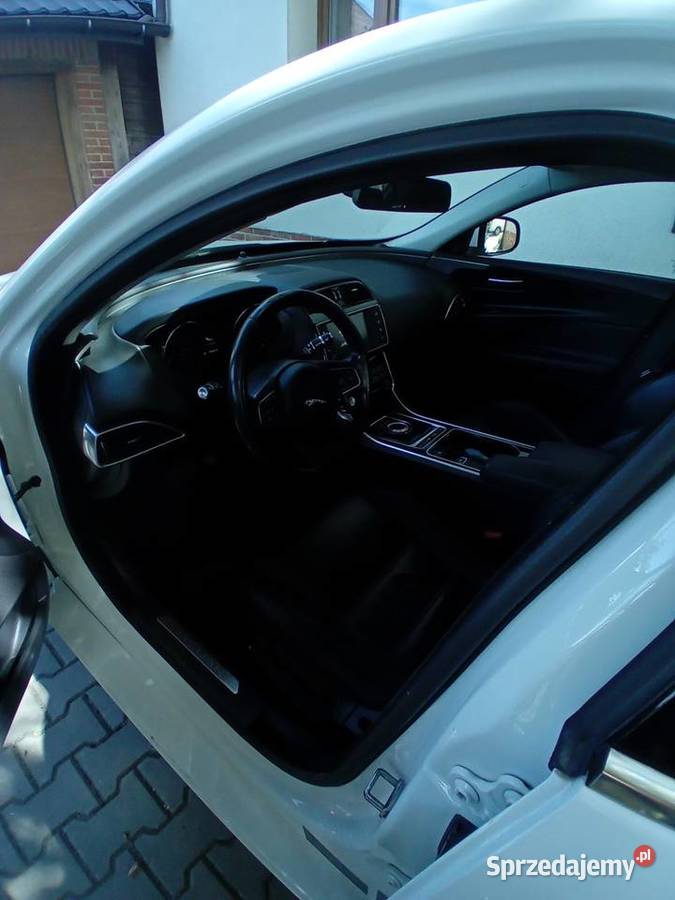 Jaguar xe 2016r diesel Jodłówka