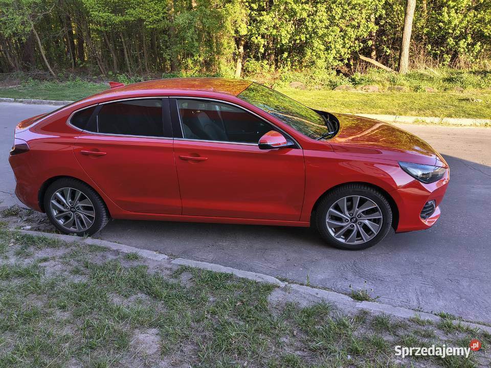 Hyundai i30 fastback podgrzewane fotele lubelskie Kraśnik