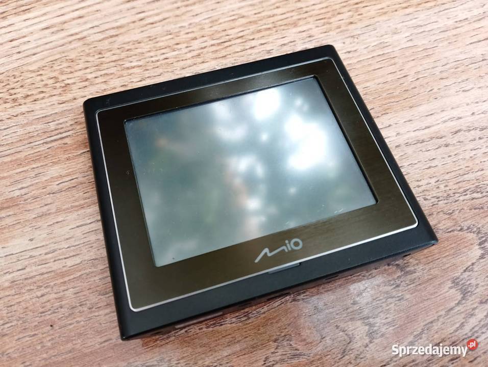 Nawigacja GPS Mio Moov 200 z kartą 2GB Przemków