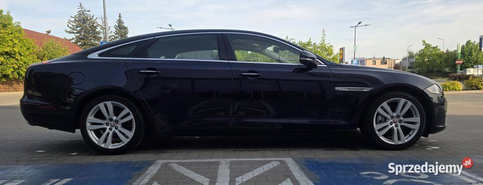 JAGUAR XJL LONG 4X4 30 SUPERCHARGER Pb model Poznań