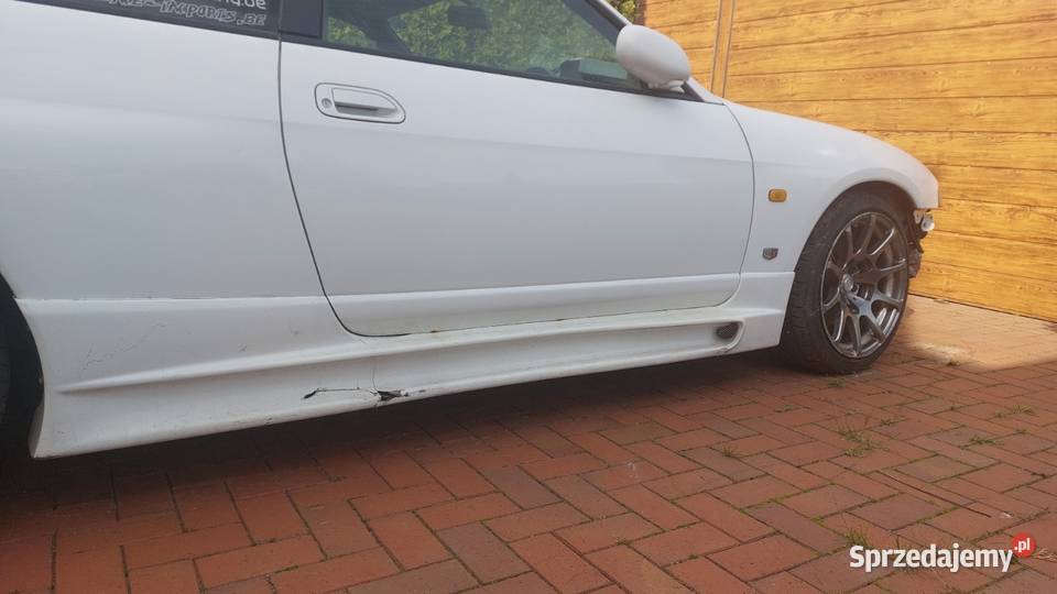 Progi nissan skyline r33 gtr Bolszewo