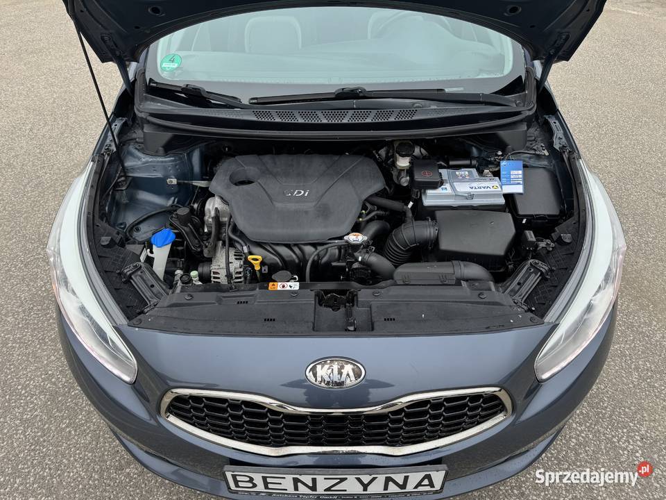Kia Ceed 16 BENZYNA Klimatronik Nawigacja Kamera czujnik zmierzchu Konin sprzedam