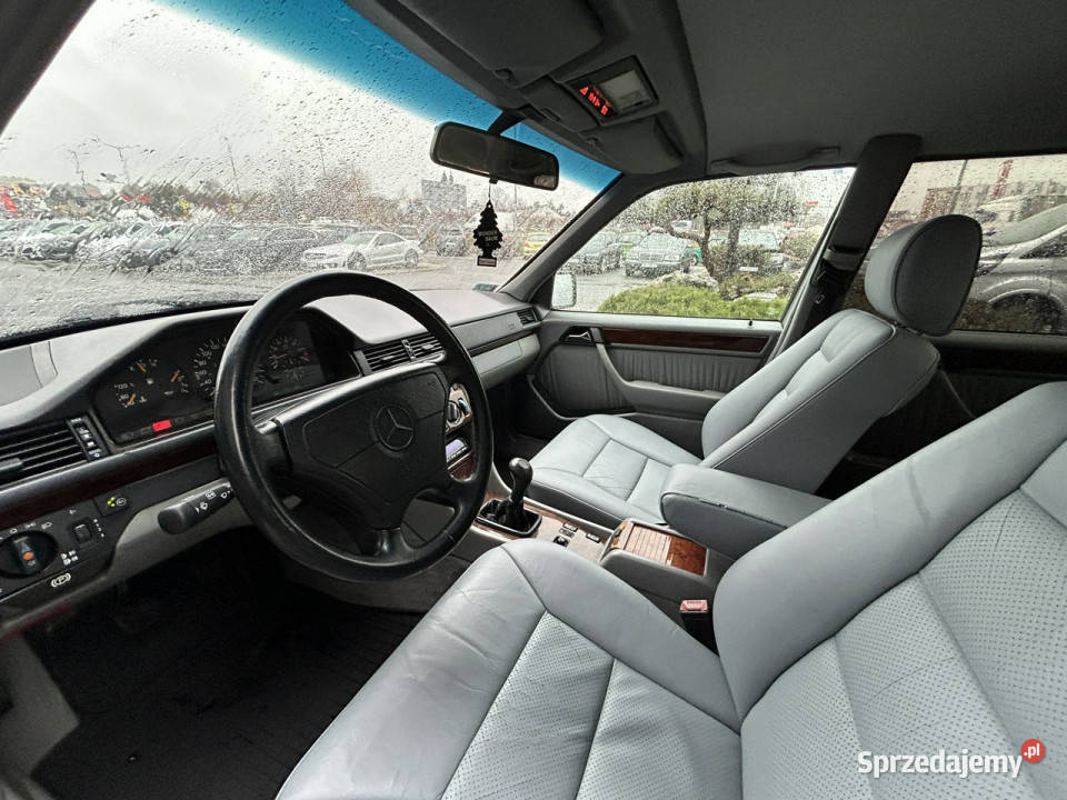 Mercedes E 200 klimatyzacja LPG wspomaganie el śląskie Żory sprzedam