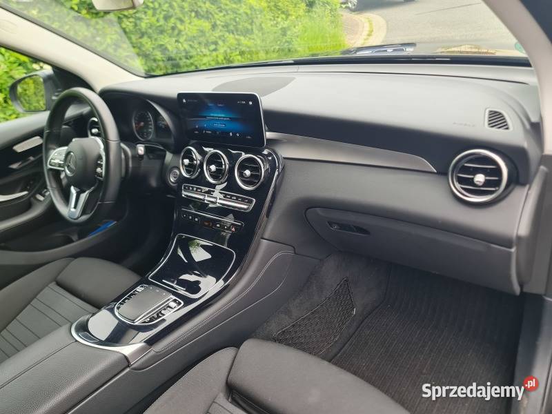 2020 MercedesBenz GLC Warszawa