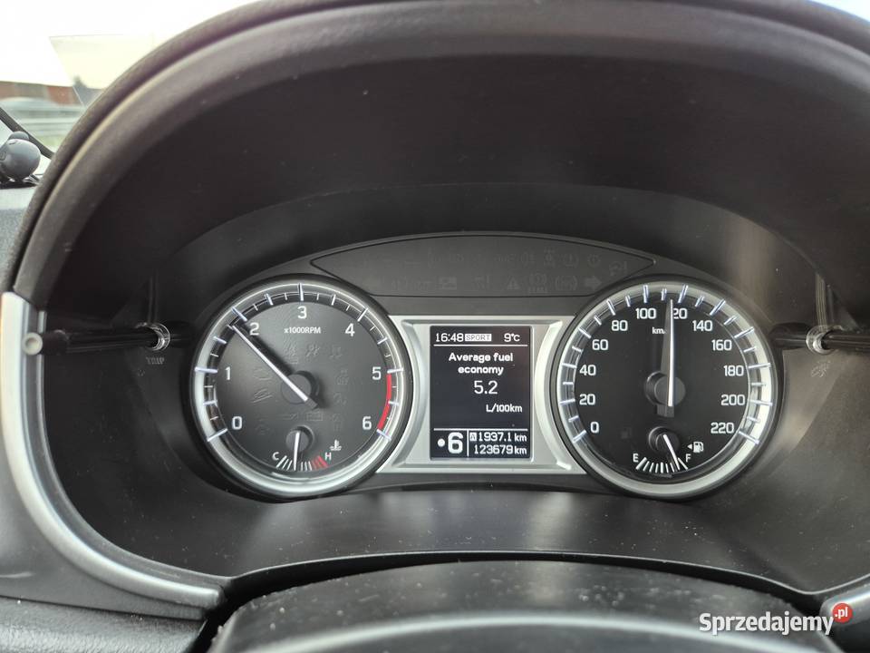 Suzuki Vitara Allgrip 4x4 16 DDIS Warszawa
