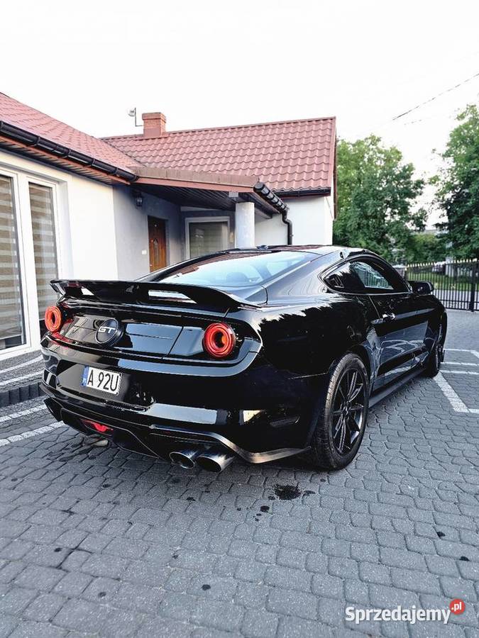 Ford Mustang 23 EcoBoost 2019r 2/3 Zwoleń sprzedam