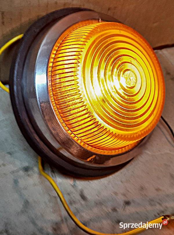 Lampa kierunkowskazu przednia Warszawa Syrena osobowe Części samochodowe wielkopolskie Ostrów Wielkopolski