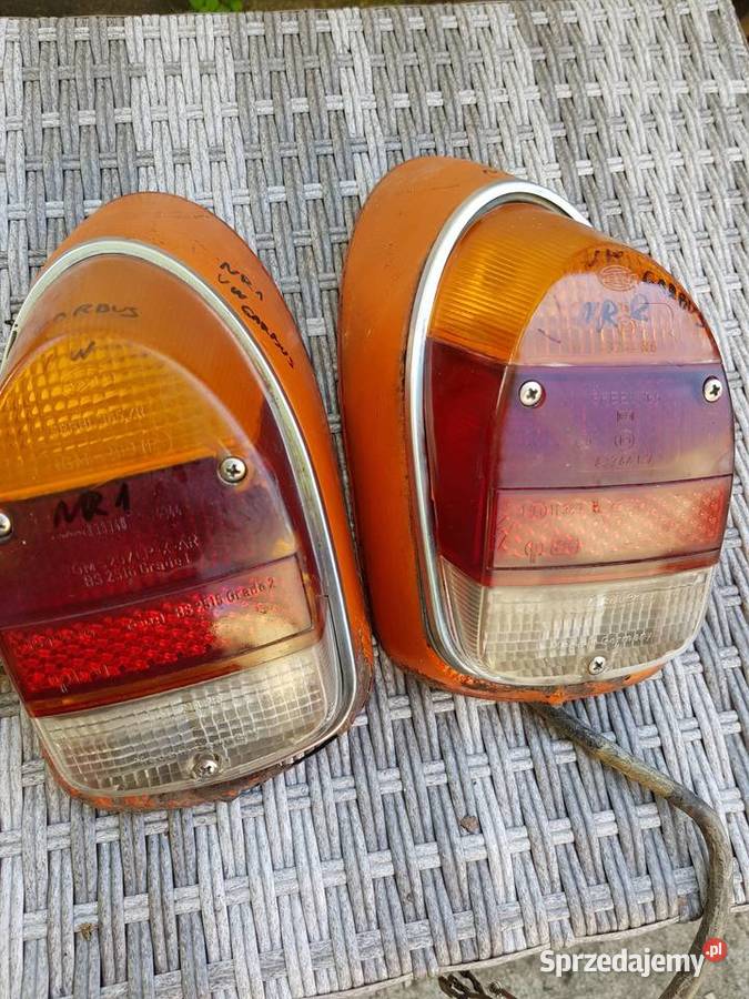 Z lat 60 tychLampy tyłtylne z uchwytami VW lampy tylne Barlinek