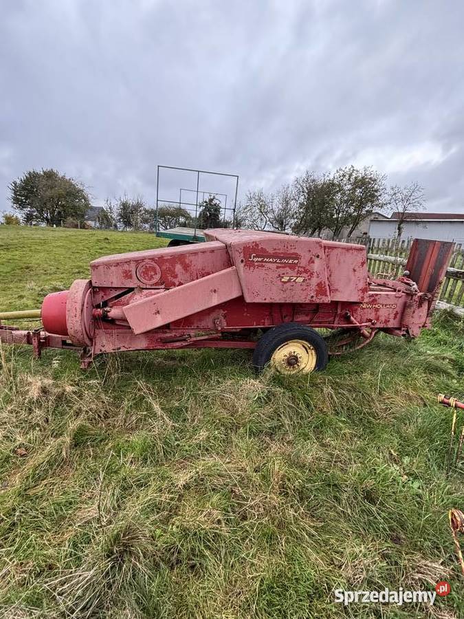 Prasa kostkująca holland wóz asenizacyjny nieuszkodzony Bochowo
