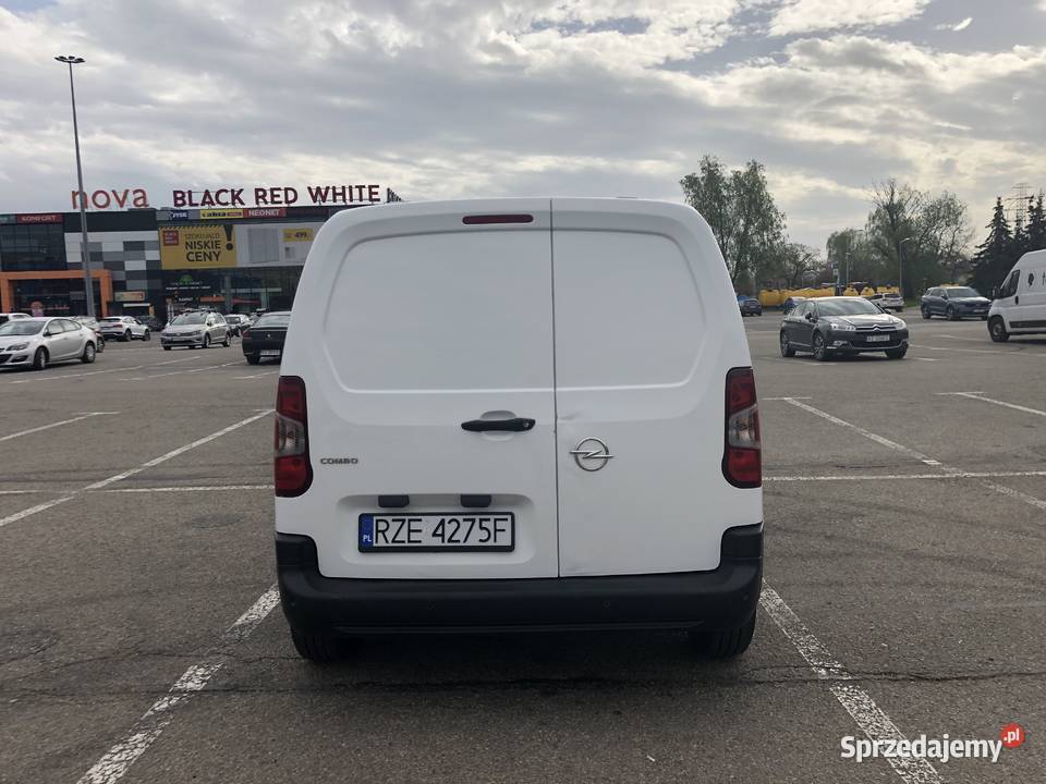Opel combo 2020 FVAT biały Krasne
