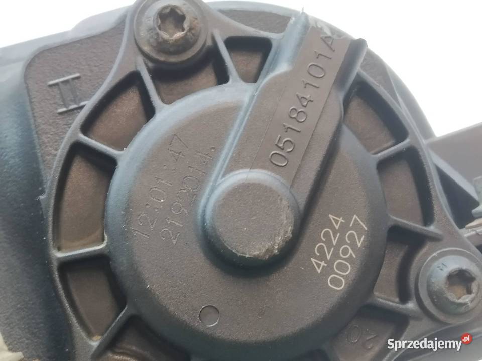 POKRYWA ZAWORÓW 05184068AK 32 PENTASTAR Jeep Głowice cylindrów