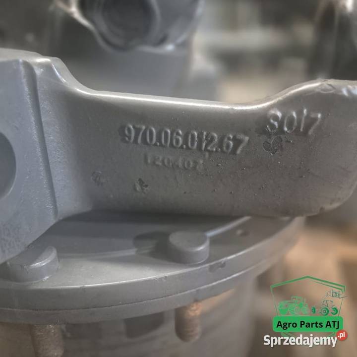 Zwolnica Zwrotnica Piasta Półoś 9700601267 Fendt Ciechanowiec