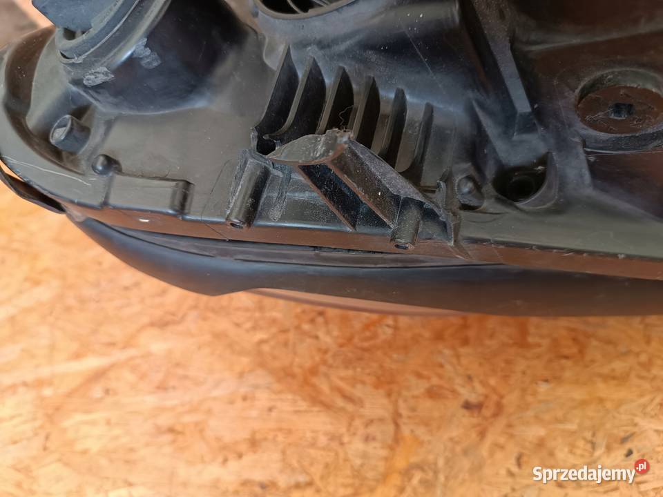 LAMPA PRAWY PRZÓD EU REFLEKTOR A2128208261 sprzedam