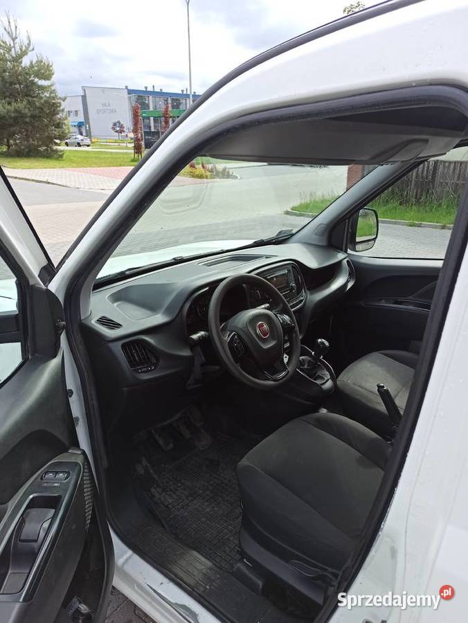 Fiat Doblo Maxi 16 multijet kupiony w polskim salonie Mszczonów