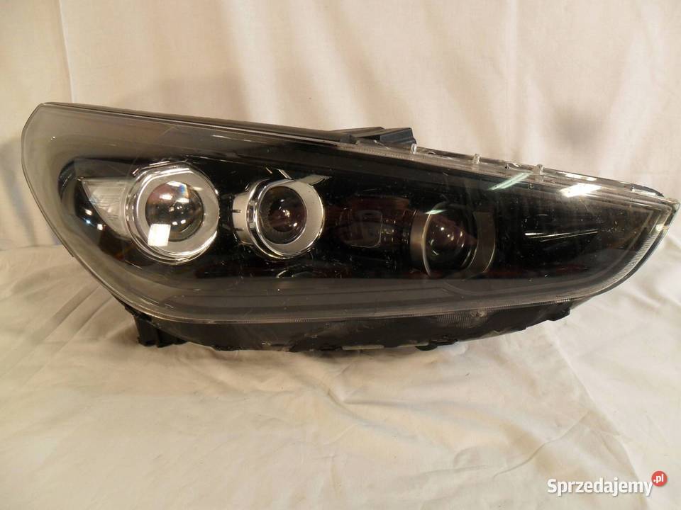 REFLEKTOR PRZÓD STRONA PRAWA HYUNDAI I30 Części samochodowe Nowy Tomyśl