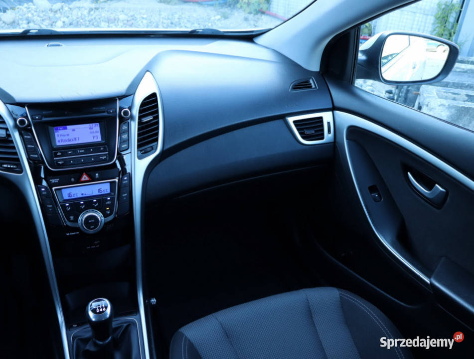 Hyundai i30 16 CRDi wielofunkcyjna kierownica Piaseczno