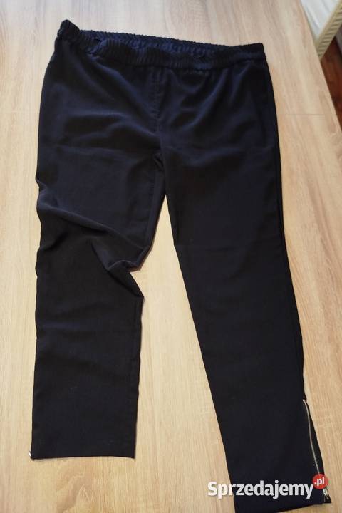 Eleganckie wygodne spodnie idealne stan rozmiar Biecz