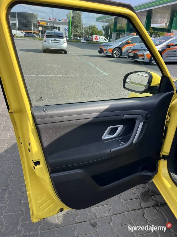 Skoda Fabia Kombi 14 Benzyna 2009 Żółta Faktura sprzedam