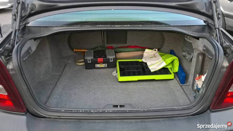 PIĘKNA LIMUZYNA VOLVO S80 elektryczne lusterka