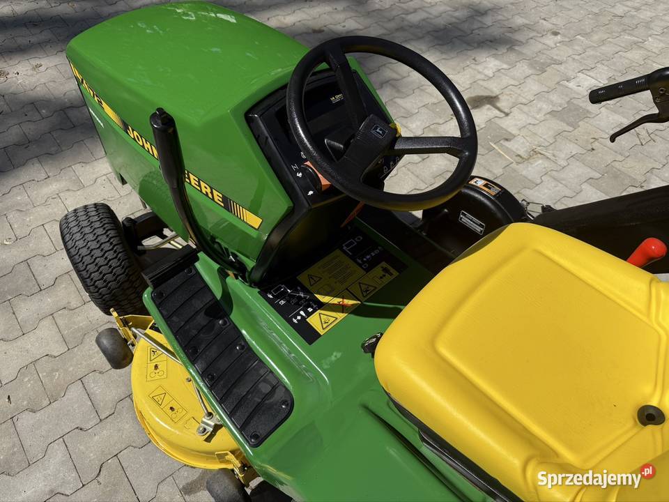 Tarktorek kosiarka John Deere lx172 kawasaki Olecko-Kolonia sprzedam