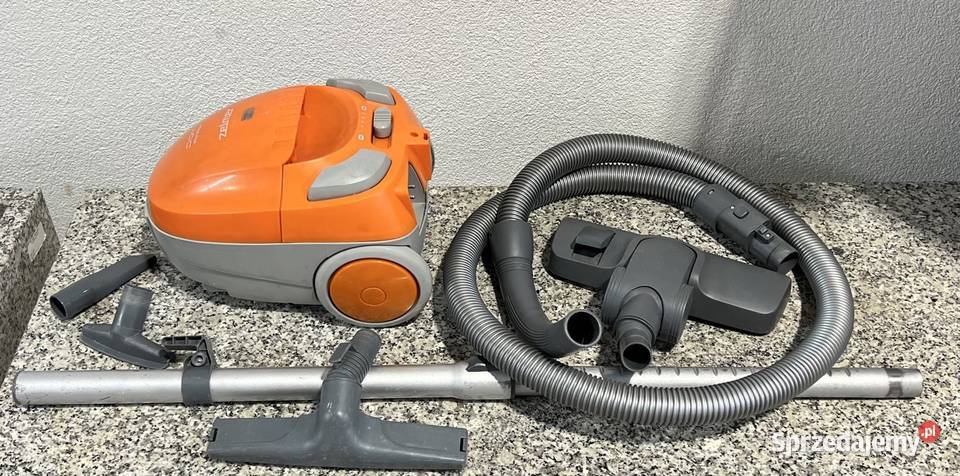 Odkurzacz Zelmer Dot ZVC125EK 700W