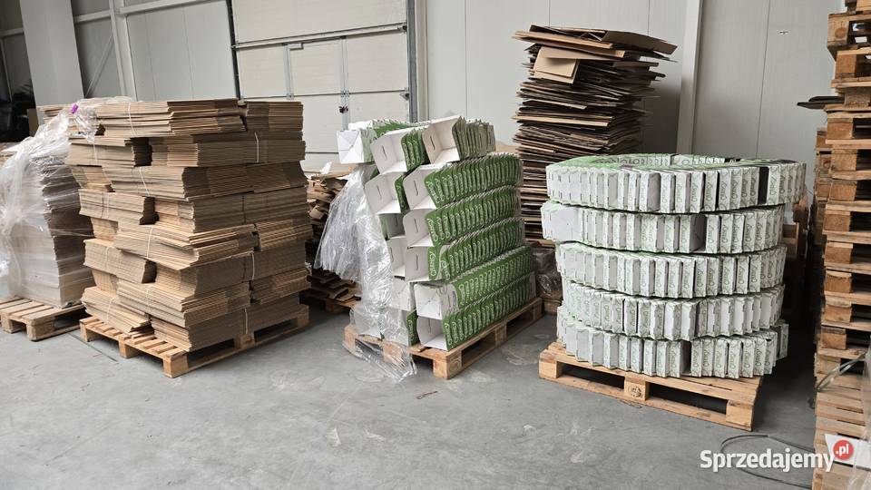 Zapasy i materiały kartony butelki nakrętki Łosice