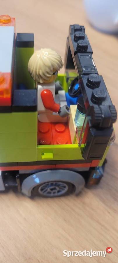 Lego City Transporter łodzi wyścigowej 60254 Pabianice sprzedam