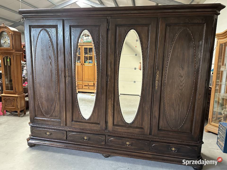 Dębowa ciemna szafa 275