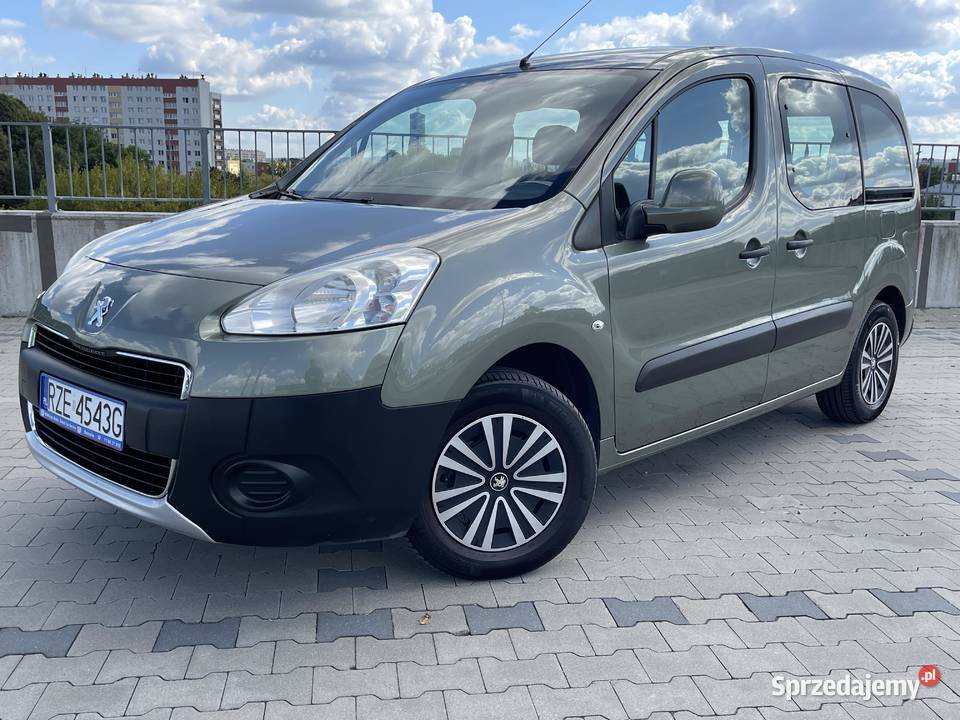 Peugeot Partner 16 benz 120 2014r 192960 CD Rzeszów