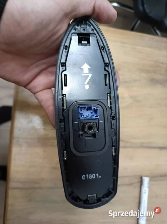 Toyota Corolla rekin antena kombi 6X1 wysyłka osobowe Warszawa