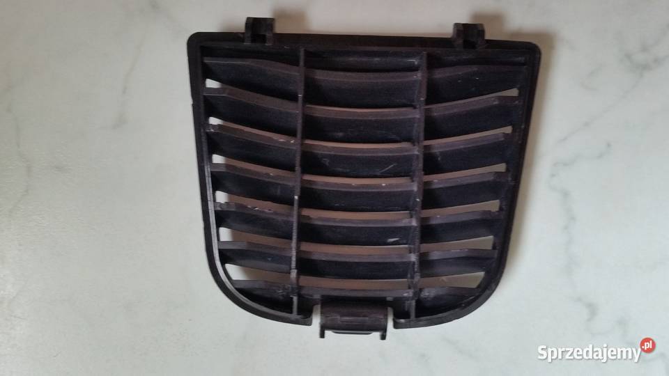 Pokrywa filtra odkurzacza ZANUSSI 1800 W Puławy sprzedam