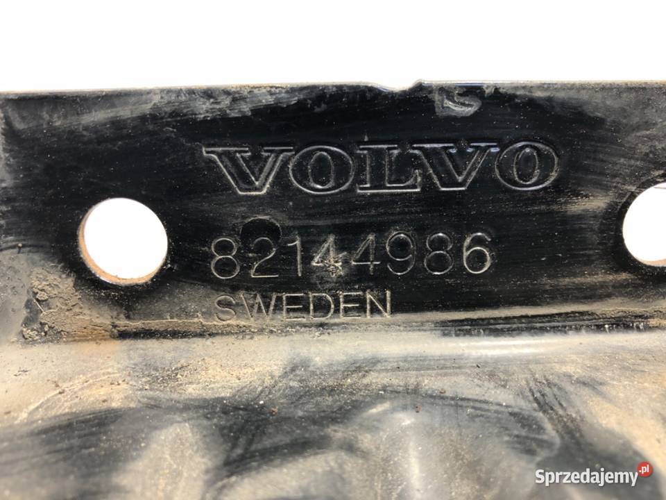 STOPIEŃ KABINY LEWY VOLVO FH II 82144986 128 500