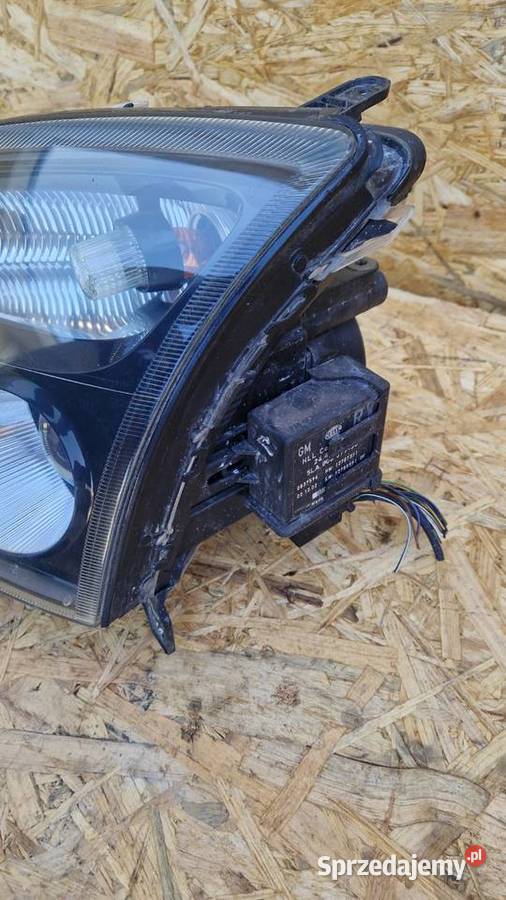 OPEL VECTRA C XENON LAMPA PRZÓD PRZEDNIA LEWA Słowikowo