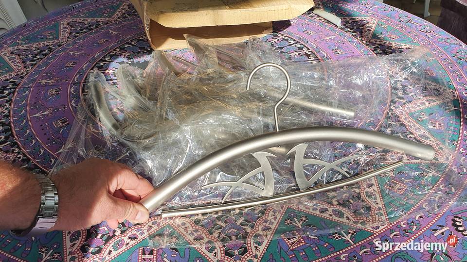 wieszak ozdobny na ubrania nieużywany satynowy Pozostałe Pozostałe dolnośląskie Wrocław