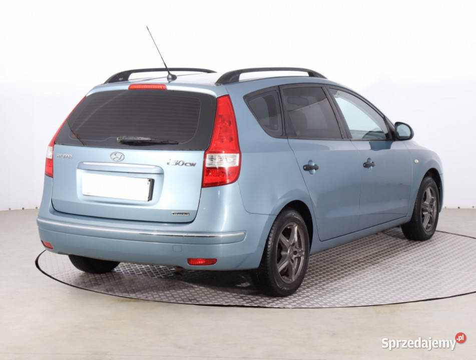 Hyundai i30 16 CRDi relingi dachowe i30 sprzedam