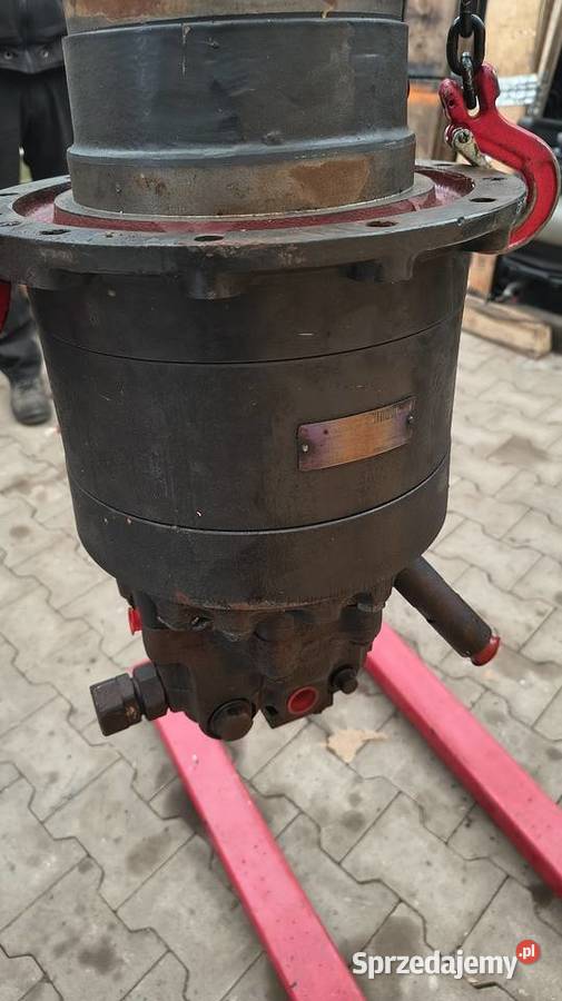 Silnik Obrotu Komatsu PC 118 MR8 Staszów