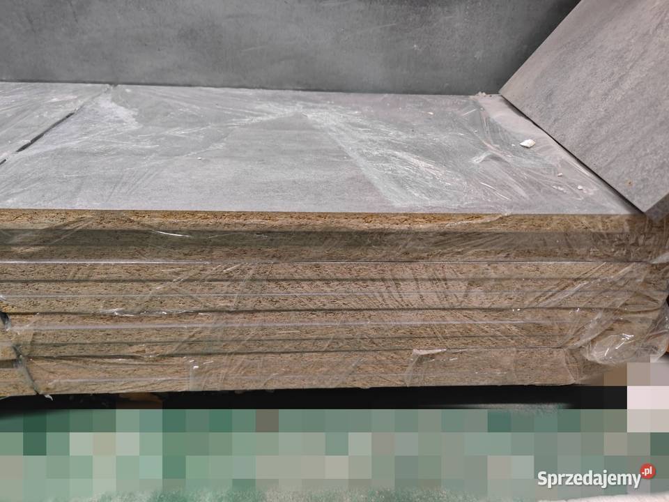 Półki sklepowe ABM z płyty oklejone Sanok