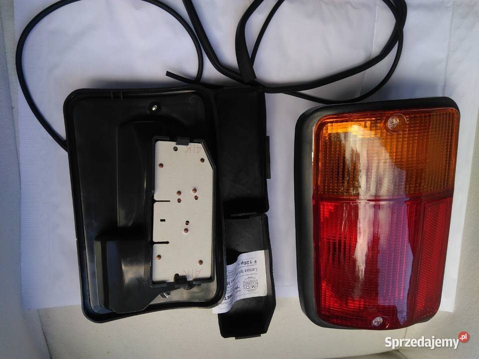 Lampy tylnie fiat 126 PRL Bydgoszcz
