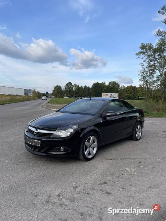 Opel Astra Twin Top 18 Zamość
