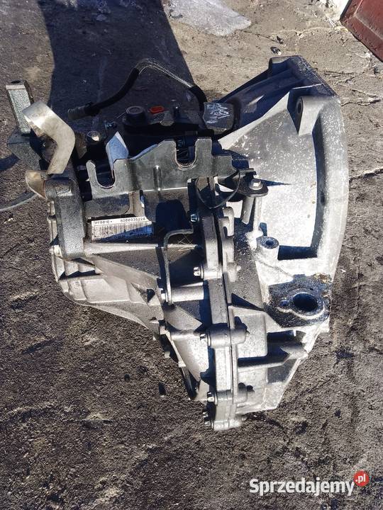 Skrzynia biegów 6 Renault Master 2010r Sandomierz sprzedam
