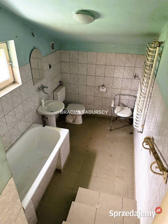 sprzedaży domu wolnostojącego Kłokoczyn 755m2 mieszkalny